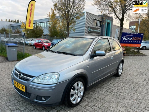 Opel Corsa 1.2-16V - AIRCO - TREKHAAK - NIEUWE APK - NETJES !