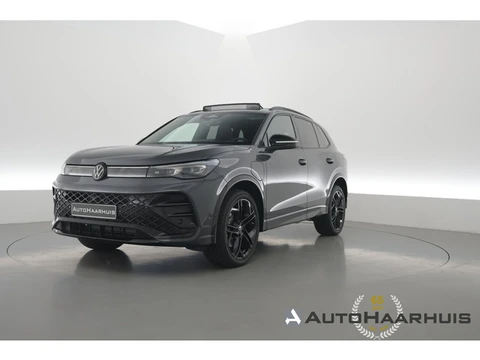 Volkswagen Tiguan 1.5 eHybrid R-Line Edition | Rijklaar! | Pano | Trekhaak | HUD | Adapt. Cruise | K