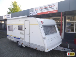 Bürstner Ventana 440 TS mover en luifel