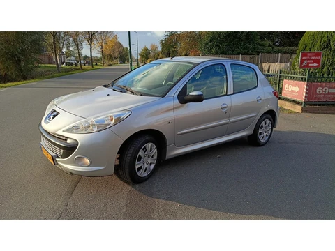 Peugeot 206 + 1.4 XS 55680 kilometers met N.A.P
