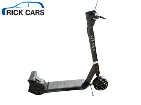 Selana Elektrische step met kenteken (bj 2026, automaat)