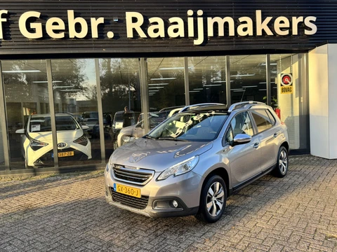 Peugeot 2008 1.2 PureTech Style*Navi*Panoramadak*Airco*Trekhaak*