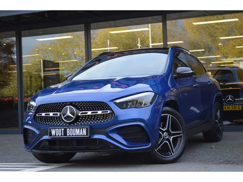 Mercedes-Benz GLA 250 e AMG Led Panorama Distronic Camera Keyless Augmented Pdc