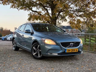 Volvo V40 1.6 D2 Kinetic | Navi + Cruise + Clima Nu € 2.975,-!!!