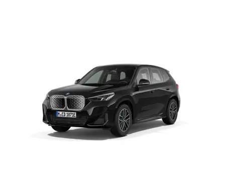 BMW iX1 eDrive20 | M-Sport | 18'' | Camera | Apple Carplay