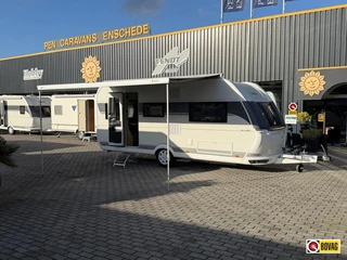 Hobby De Luxe 495 UL Met Thule luifel