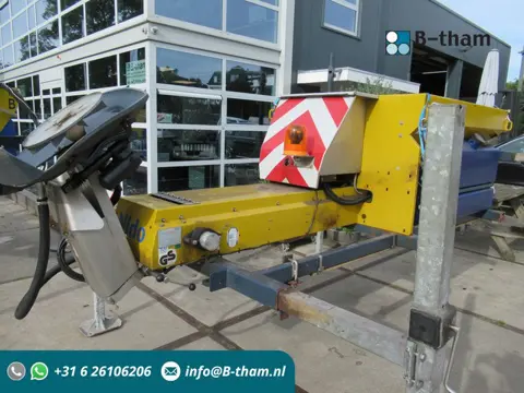 NIDO STRATOS B08-24 VAXN Zoutstrooier HYDRO 0,8M3 Salzstreuer