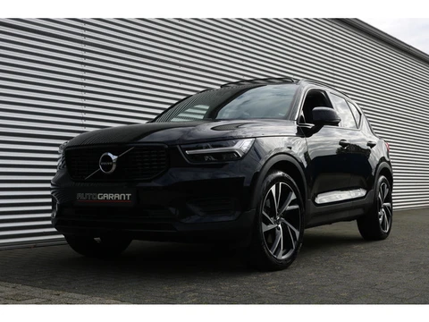 Volvo XC40 2.0 T4 R-Design (Panoramadak Navi/Camera Carplay HarmanKardon Trekhaak Full-Led 20Inch Pd