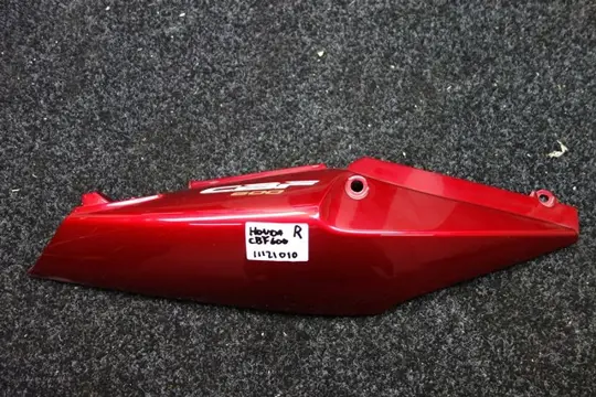 RECHTER ACHTERKANT Honda CBF 600 2004 - 2007