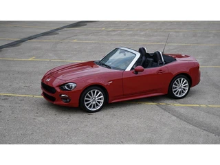 Fiat 124 Spider 1.4 MultiAir Turbo Lusso