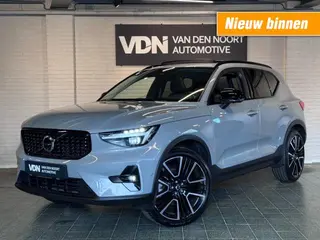 VOLVO XC40 2.0 B4 Plus Dark 2WD Pano 360cam H/K Memory Trekhaak 21''