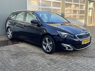 Peugeot 308 SW 1.2 e-THP Allure Automaat Airco Cruise controle Trekhaak 1100kg trekgewicht Navigatie