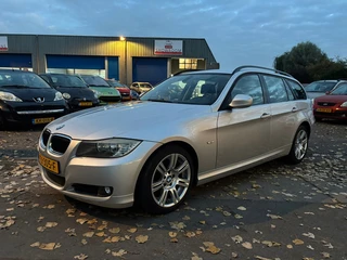 BMW 3-serie Touring 318i