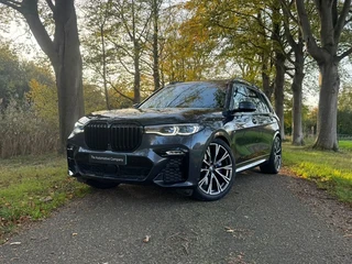 BMW X7 40I M Sport|Sky Lounge|Merino| Massage |Laser|Dealer|VOL|