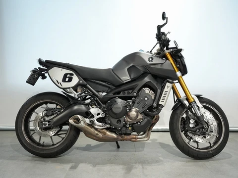 Yamaha MT-09 SPORT TRACKER ABS (bj 2014)