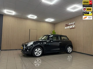 Mini 3-Deurs 1.5 Cooper Business * Dealer onderhouden / Navigatie / Cruise control / NL Auto *