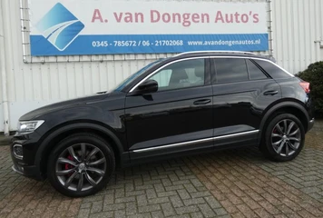 VOLKSWAGEN T-ROC 1.5 TSI SPORT DSG,ACC,Virtual,PANO,LED,Camera