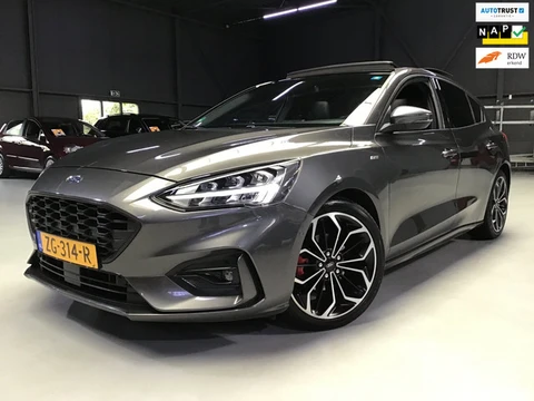 Ford Focus 1.5 EcoBoost ST Line Busines I Panodak I 2e Eigen I 150PK I Carplay I B&O I Camera I 18in