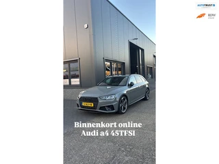 Audi A4 Avant 45 TFSI Sport S line black edition