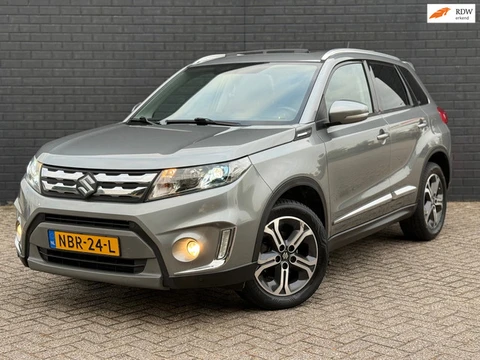 Suzuki VITARA 1.6 High Executive Panoramadak half Leer Keyless Navi Camera