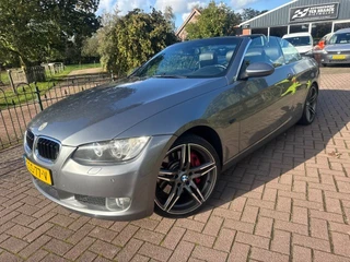 BMW 3-SERIE 330i Cabrio*Carplay*Leder* Youngtimer*