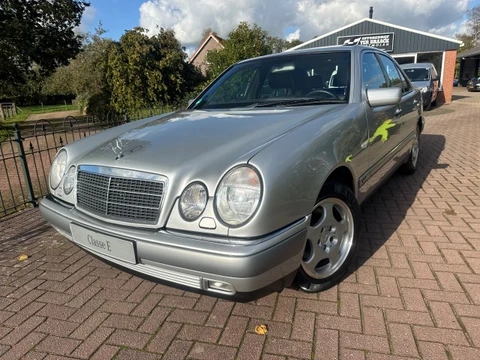MERCEDES-BENZ E-KLASSE W210-E280* Elegance*93.000KM**Uniek*youngtimer