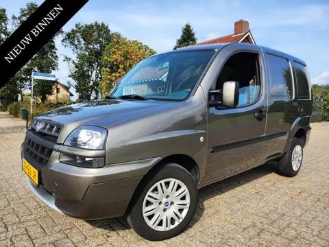 Fiat Doblò 1.2i Benzine met Opties & Slechts 103000km NAP !
