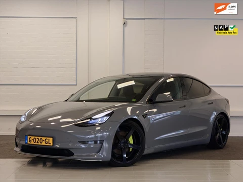 Tesla Model 3 Long Range AWD 75 kWh SOH 88% 20''LM Performance look Verlaagd Mooi! Garantie