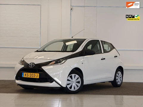 Toyota Aygo 1.0 VVT-i x-now Airco Elek. Ramen