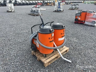 QUANTITY of (2) Kiekens B192 Vacuum Cleaner