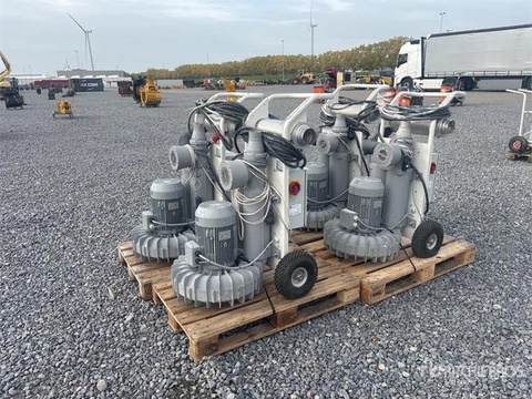QUANTITY of (4) Ventur SUCTION UNIT Vacuum Cleaner
