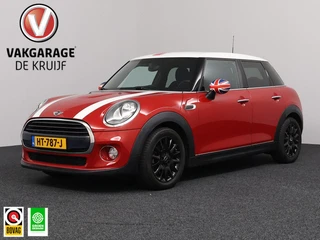 MINI 5-Deurs 1.5 Cooper Business Sportief! | Automaat! | Cruise Control | Navigatie!