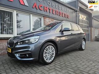 BMW 2-serie Active Tourer 220i Centennial High Executive Trekhaak! Automaat! Leer! Camera! 192PK! NA