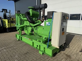 Iveco 8210 SRI 25.01 Mecc Alte Spa 250 kVA noodstroom aggregaat generatorset as New ! 125 hours