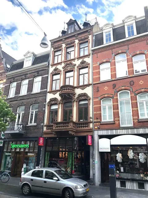 Woning aan de Wycker Brugstraat te Maastricht