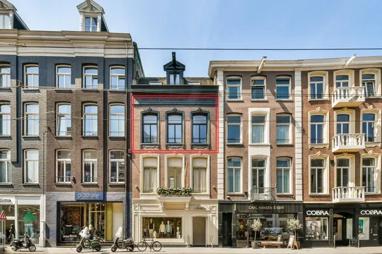 Woning aan de Vossiusstraat te Amsterdam