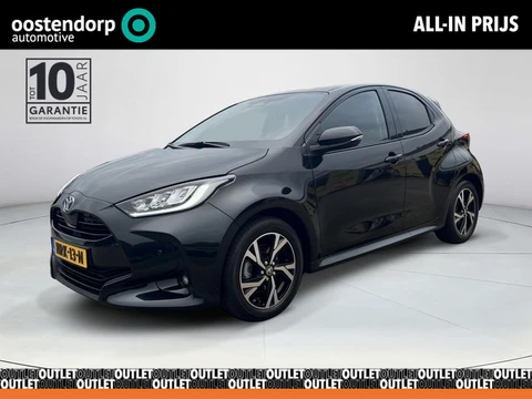 Toyota Yaris 1.5 Hybrid 115 Dynamic | Parkeersensoren | Stoel- + stuurverwarming | Navigatie | Dode 