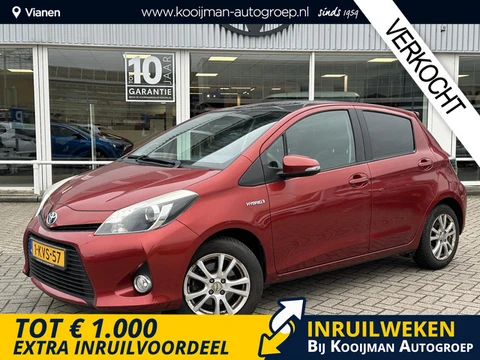 Toyota Yaris 1.5 Full Hybrid Dynamic Dealeronderhouden, keyless entry, panoramadak, nette staat!