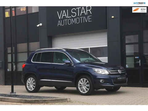 Volkswagen Tiguan 1.4 TSI | 55.000KM! | Pano | Stoelverwarming | nieuwstaat!
