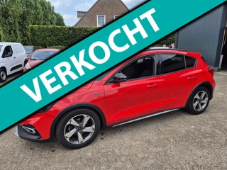 Ford Focus 1.0 EcoBoost Hybrid Active X Business Navigatie, ECC, PDC v+a, camera, zwart dak, 17 inch