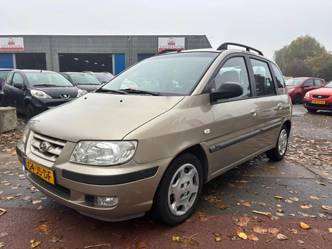 Hyundai Matrix 1.8i GLS