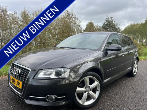 Audi A3 Sportback 1.8 S-line | Automaat | Zeer goed onderhouden | Clima | Cruise | Stoelverw. | Park