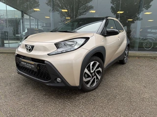 Toyota Aygo X 1.0 VVT-i S-CVT Pulse ** Camera ** Stoelverwarming ** Dealeronderhouden ** Fabrieksgar