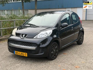 Peugeot 107 1.0-12V Urban Move 5DRS Airco! APK!