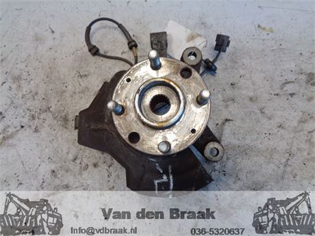 Chevrolet Aveo 1.4 16V 2006-2011 Fusee rechts voor