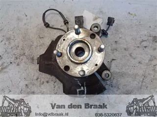 Chevrolet Aveo 1.4 16V 2006-2011 Fusee rechts voor