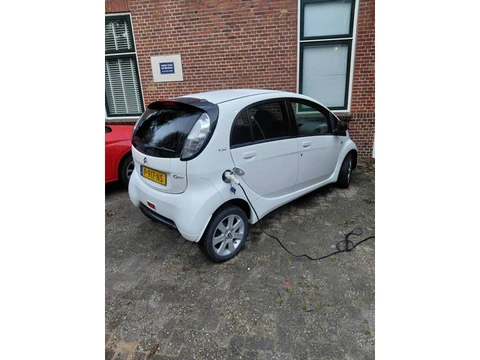 Citroën C-Zero 4-persoons 16 kWh ** Rijbereik tot 150km WLTP