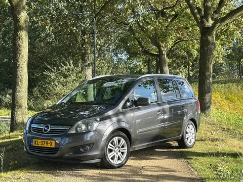 Opel Zafira 1.6 Cosmo | 7 persoons | trekhaak