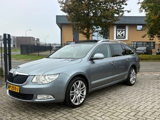 Skoda Superb Combi 1.8 TSI Elegance Business Line | DSG | Schuifdak | Memory | Climate