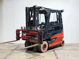 Linde E25 Triplex 4,7M Vorkversteller Sideshift Cabine Non marking HL1315